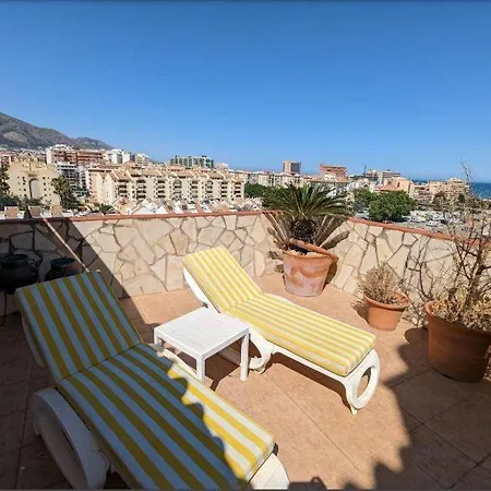 Sea View Penthouse Apartment *